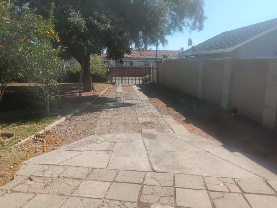 3 Bedroom Property for Sale in Lindene Northern Cape